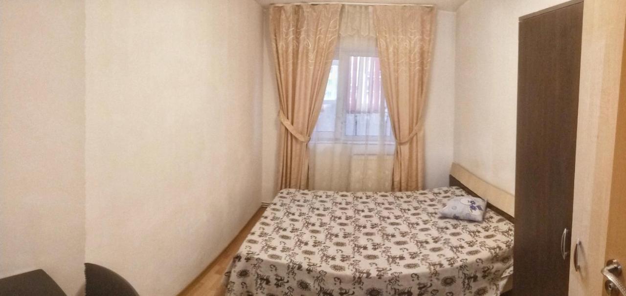 Alpha Apartment Iasi Ngoại thất bức ảnh